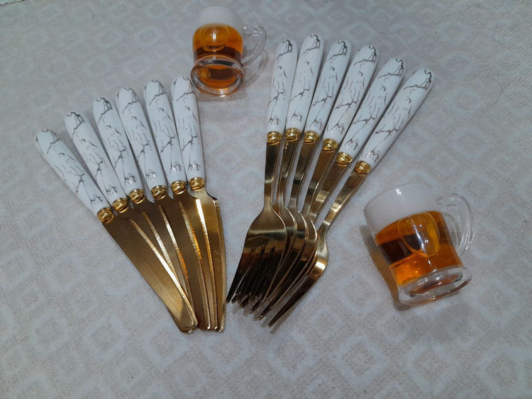 کارد و چنگال یونیک