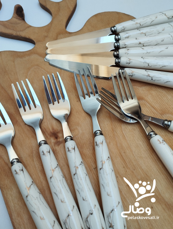 کارد و چنگال میوه خوری